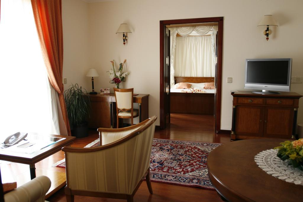 Hotel Mozart 4*